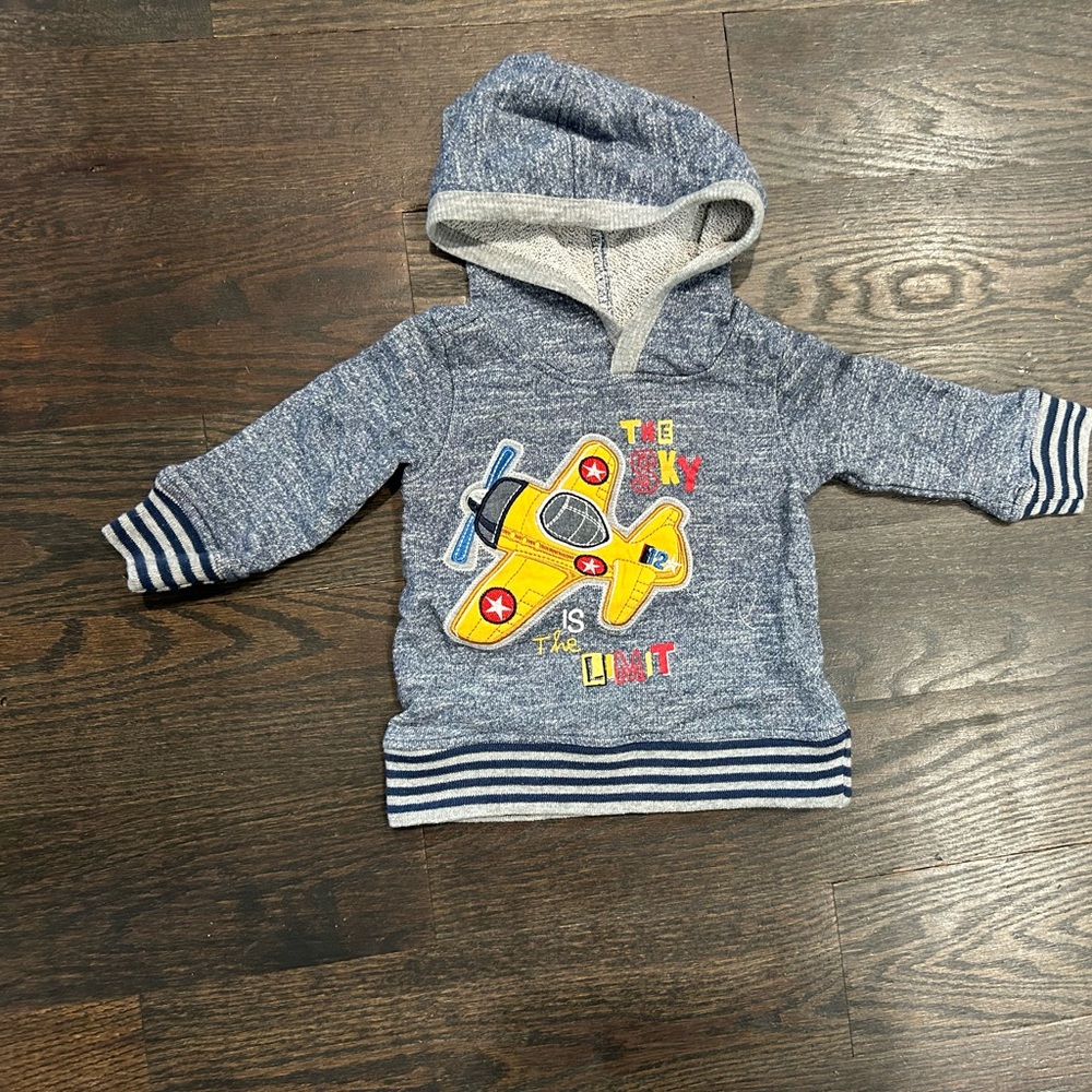12 month boys sweatshirt. Excellent condition